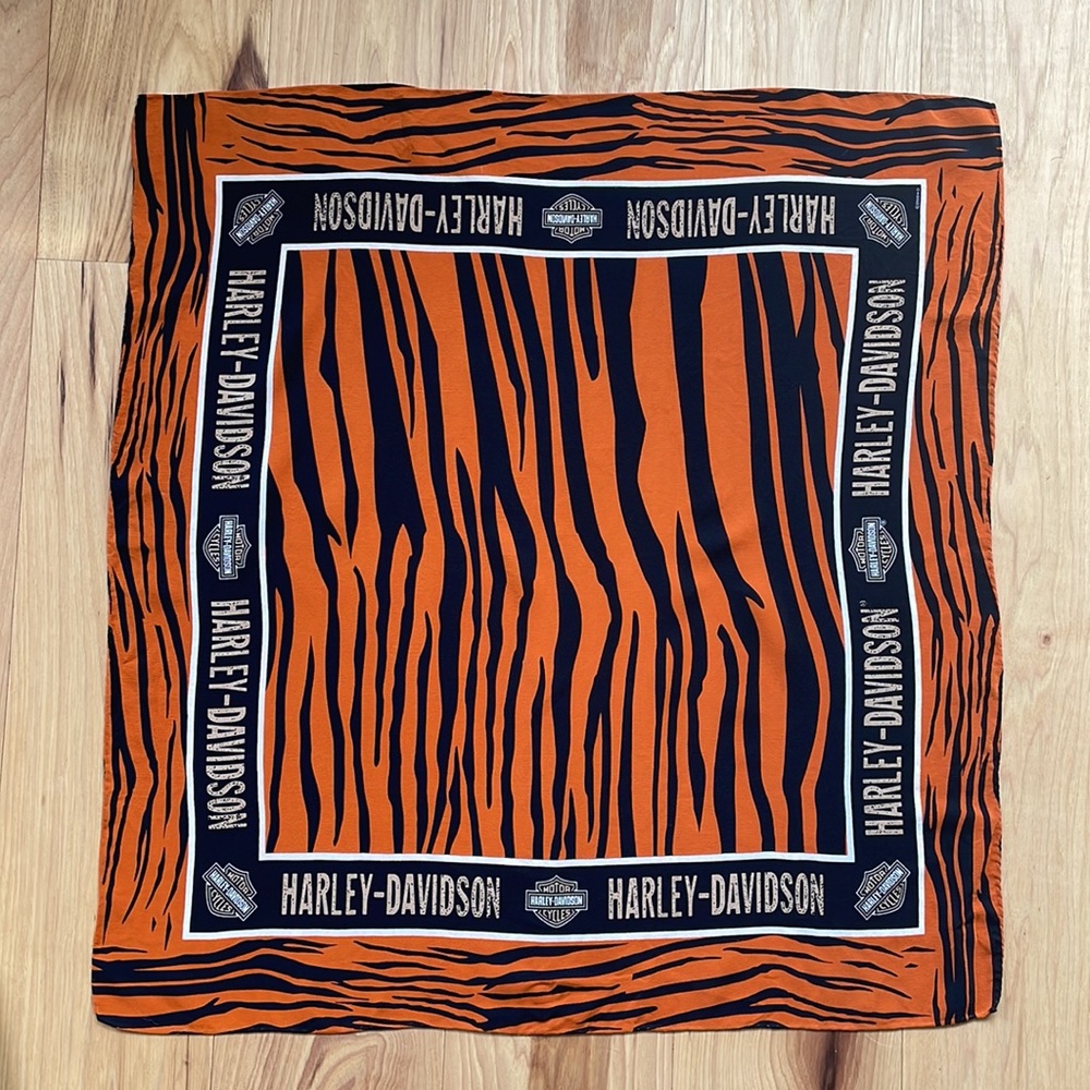 Harley-Davidson motorcycle tiger print silk biker scarf